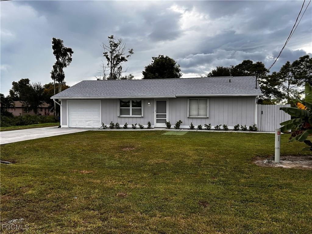 17352 Phlox Dr., Fort Myers, FL 33967