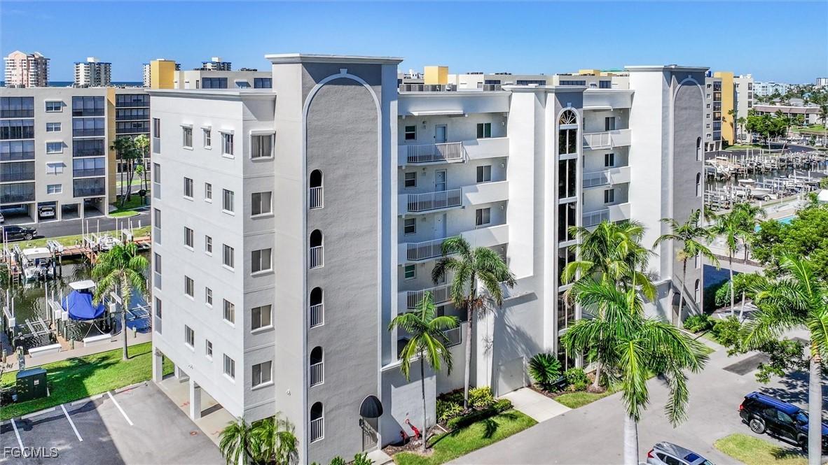 4361 Bay Beach Ln. #424, Fort Myers Beach, FL