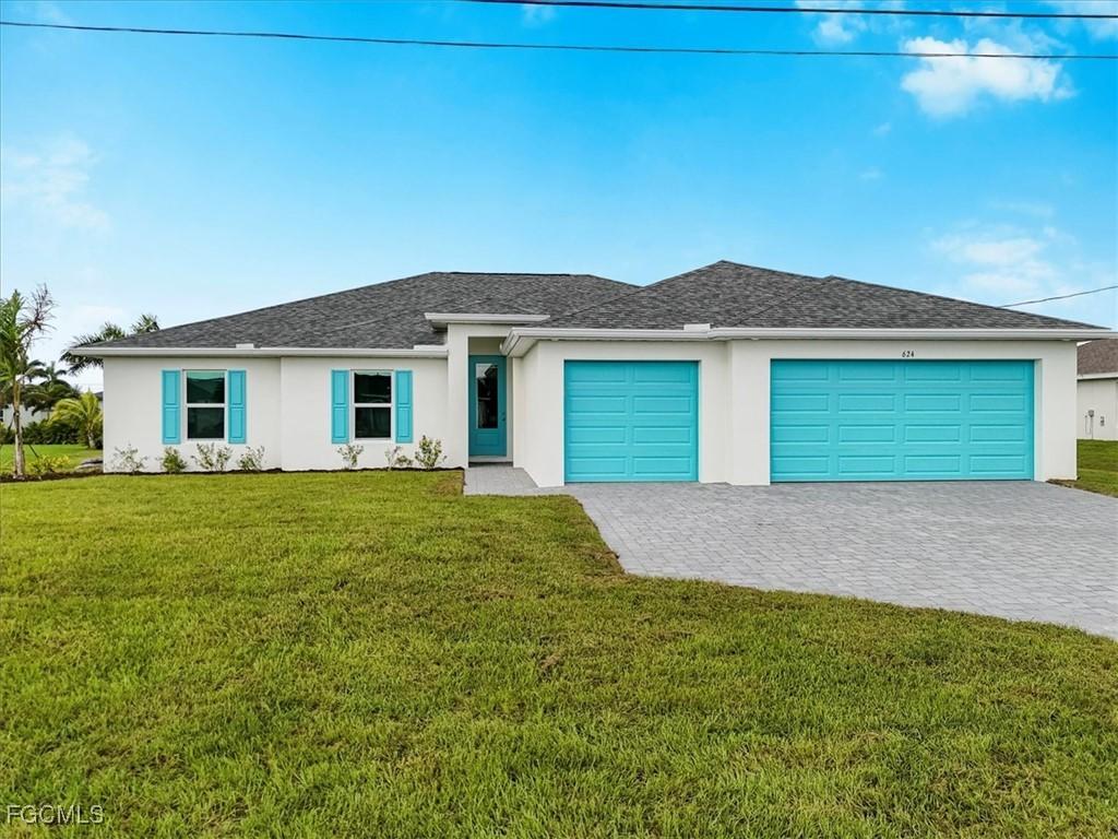 624 NW 17th Pl., Cape Coral, FL 33993