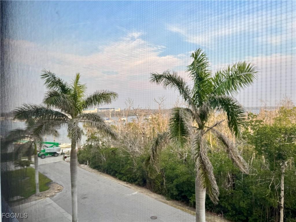 345 Mango St. #404, Fort Myers Beach, FL 33931