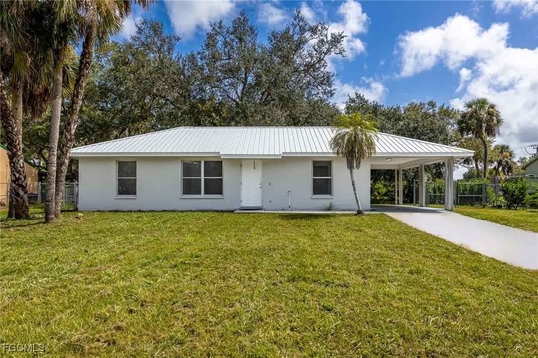 4041 E Sunflower Cir., Labelle, FL 33935