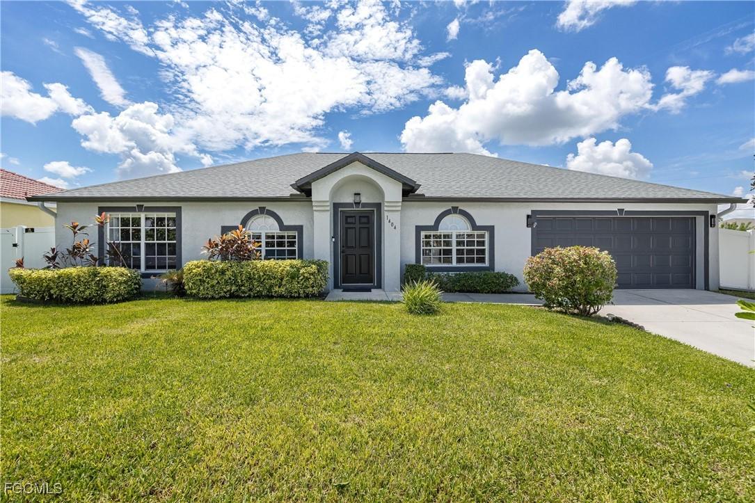 1404 NW 4th St., Cape Coral, FL 33993