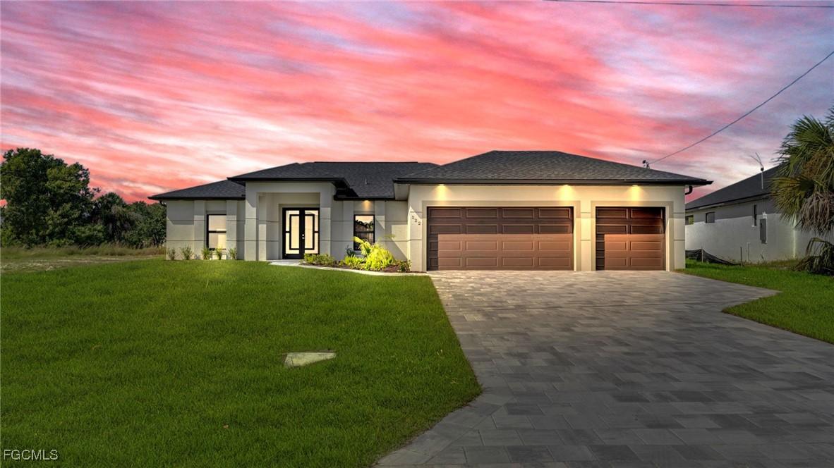 522 NE 5th Pl., Cape Coral, FL 33909