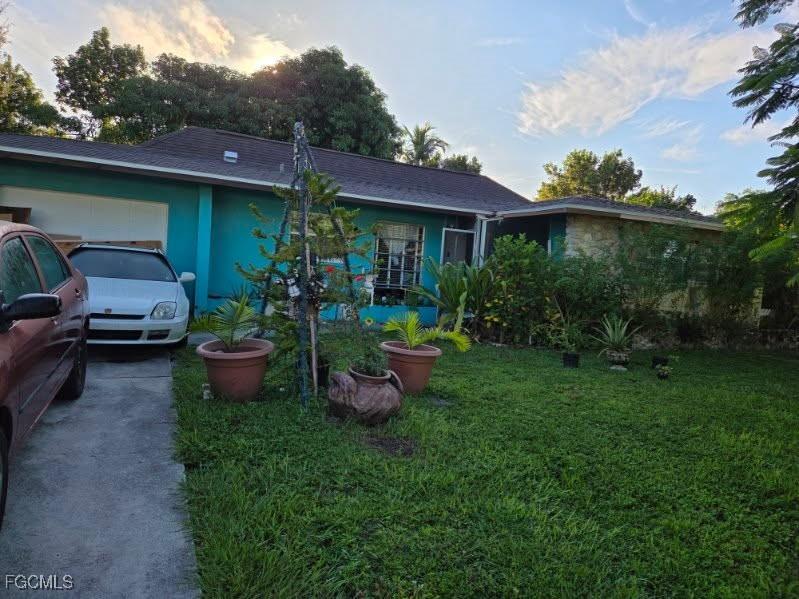 2709 SE 17th Pl., Cape Coral, FL 33904