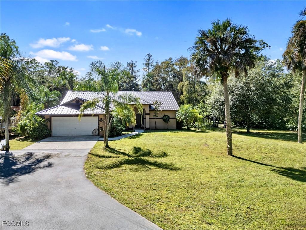 4740 10th Ave., Naples, FL 34117