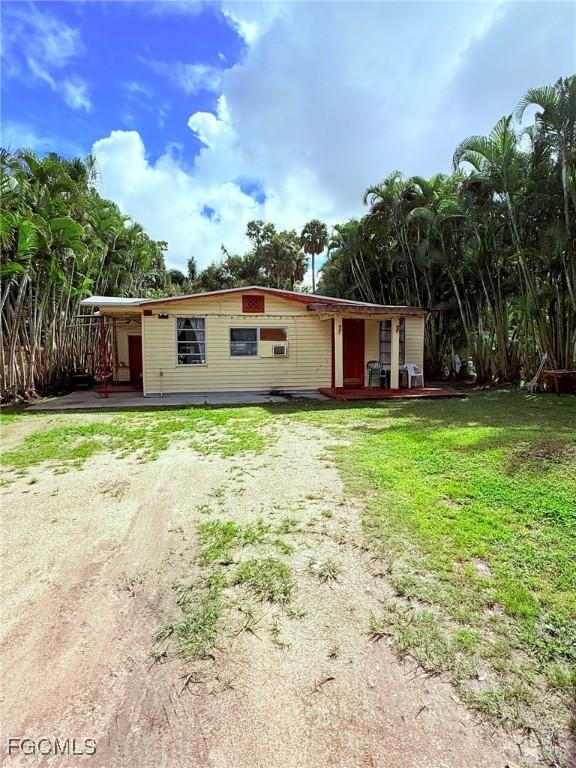 653 Howell Circle Dr., Fort Myers, FL 33905