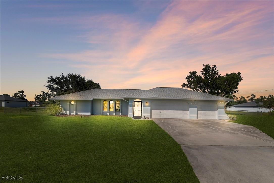 2133 NE 27th Ter., Cape Coral, FL 33909
