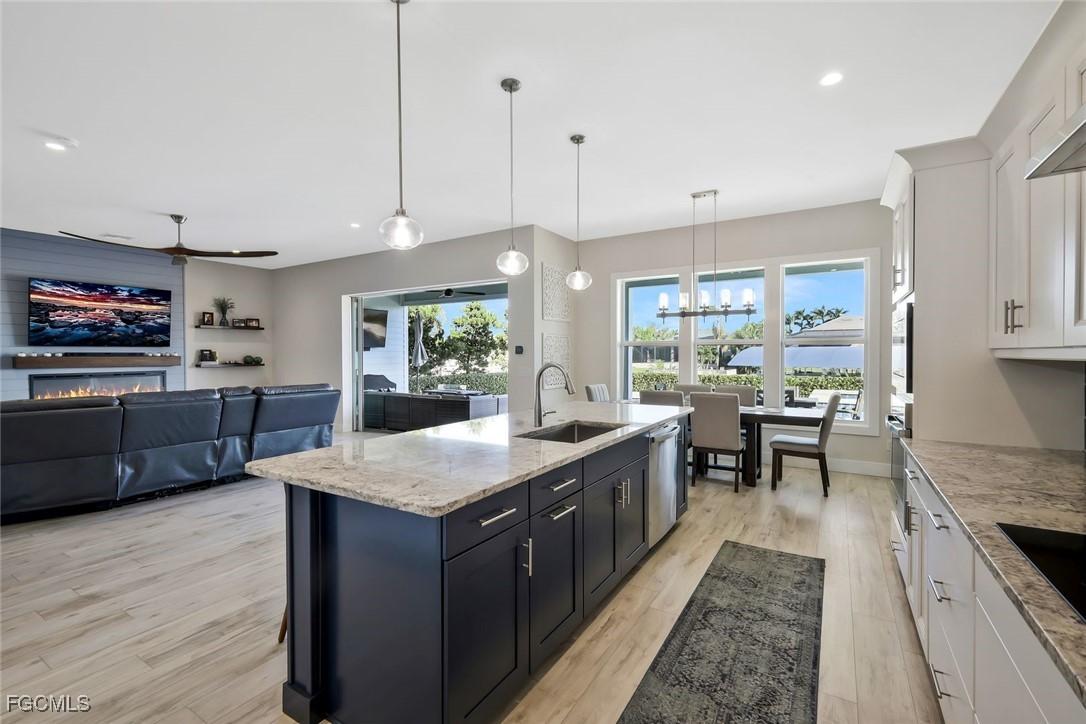 2717 SW 38th St., Cape Coral, FL 33914