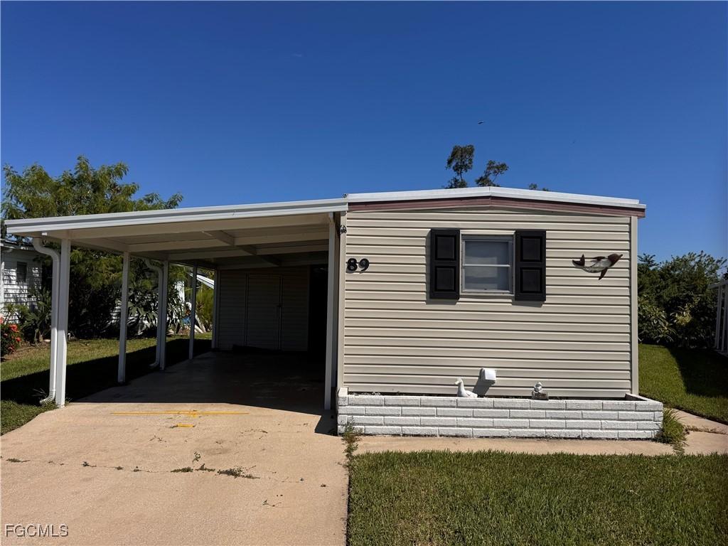 89 Sun Cir., Fort Myers, FL 33905