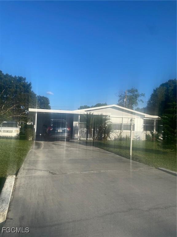 114 Oleander Rd., Lehigh Acres, FL 33936