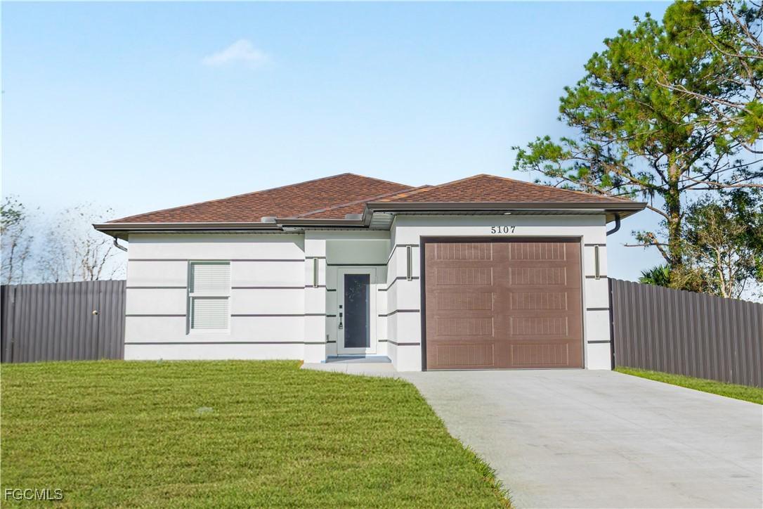 5107 Vera Ave., Lehigh Acres, FL 33971