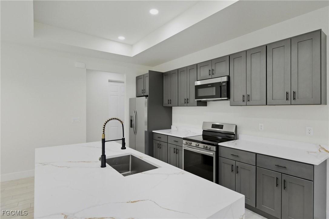 2705 64th St., Lehigh Acres, FL 33971