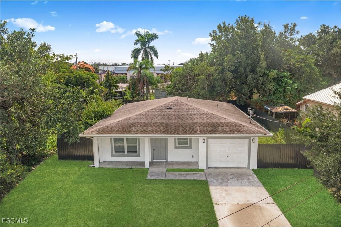 2810 Dunbar Ave., Fort Myers, FL 33916