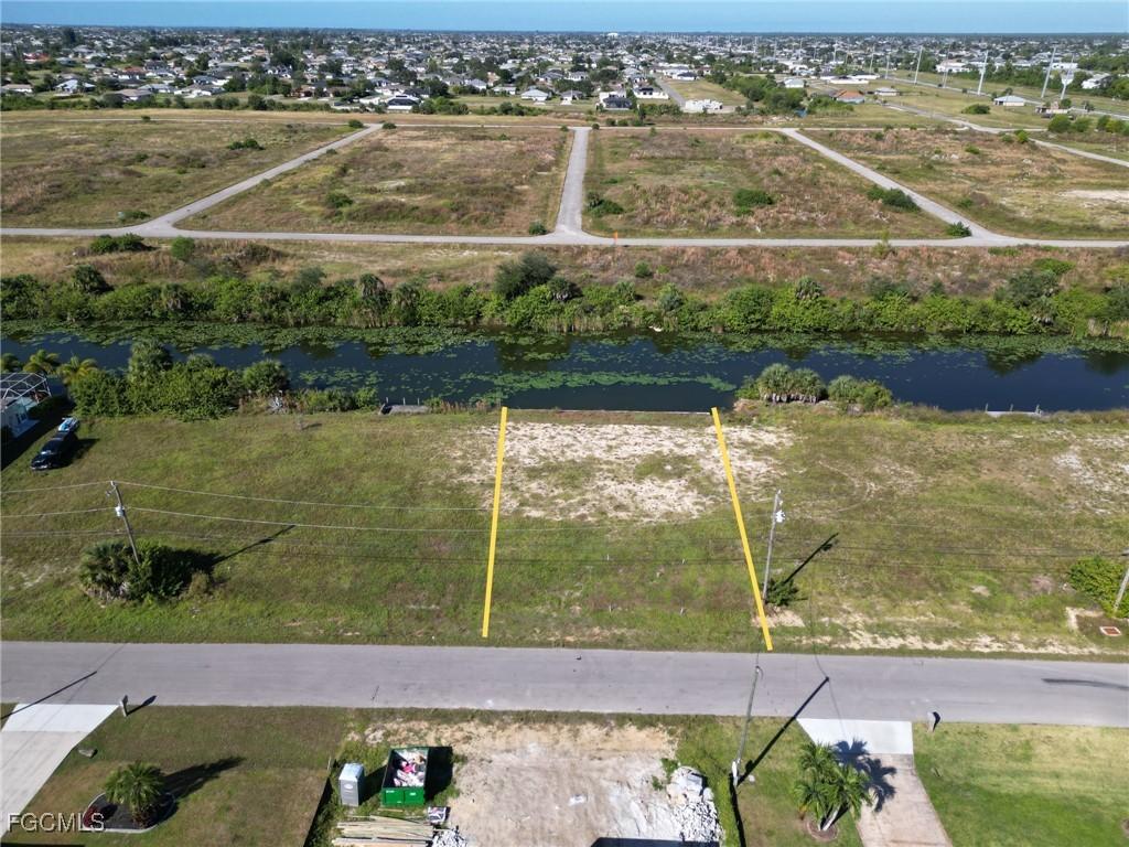 2214 NE 13th Ave., Cape Coral, FL 33909