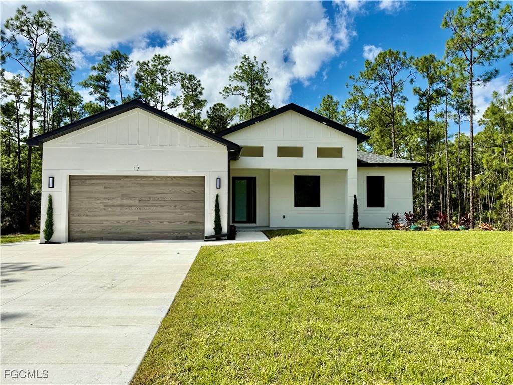 17 Wellington Ave., Lehigh Acres, FL 33936