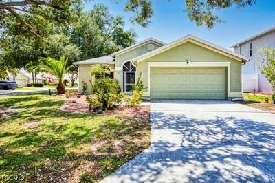 9201 Middle Oak Dr., Fort Myers, FL 33967