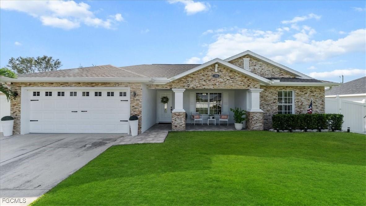 1306 NE 6th Pl., Cape Coral, FL 33909