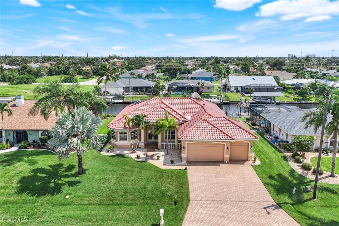 214 SW 39th Ter., Cape Coral, FL 33914