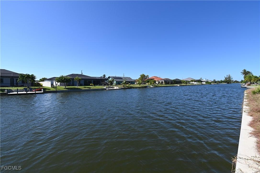 216 SW 20th St., Cape Coral, FL 33991