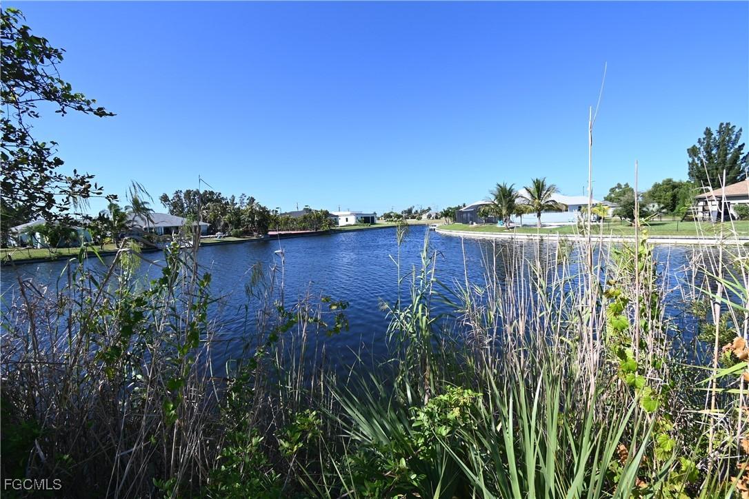 434 SW 30th Ave., Cape Coral, FL 33991