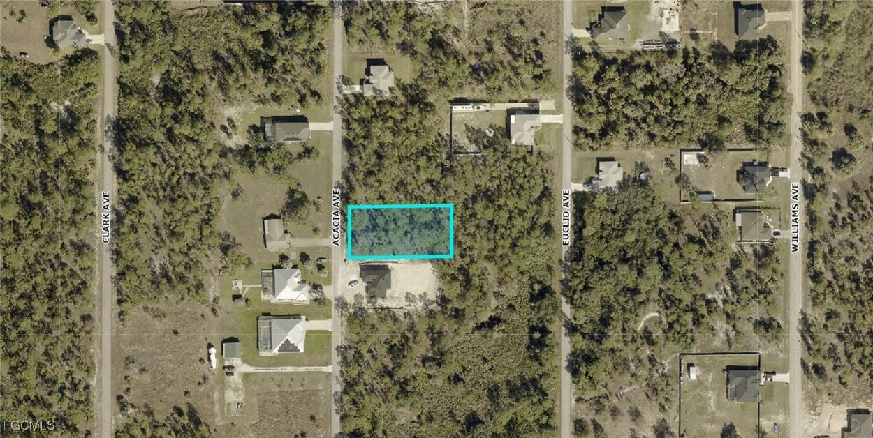 1312 Acacia Ave., Lehigh Acres, FL 33972