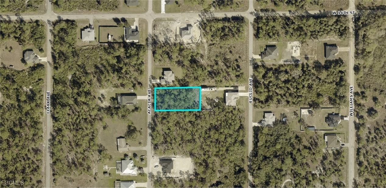 1316 Acacia Ave., Lehigh Acres, FL 33972