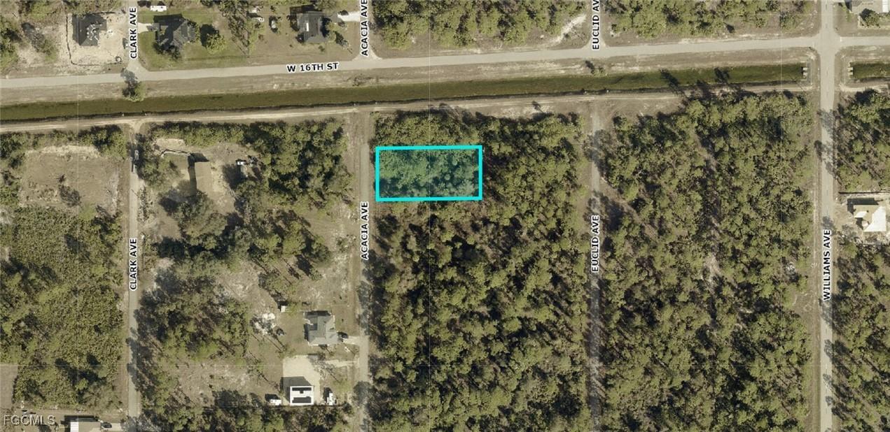 1520 Acacia Ave., Lehigh Acres, FL 33972