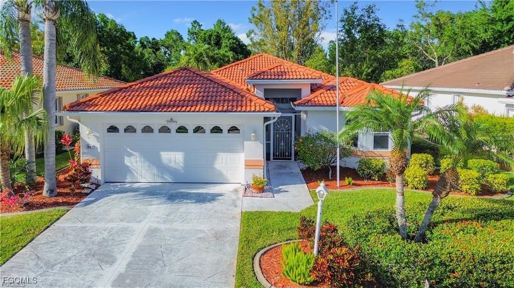 1931 Corona Del Sire Dr., North Fort Myers, FL 33917
