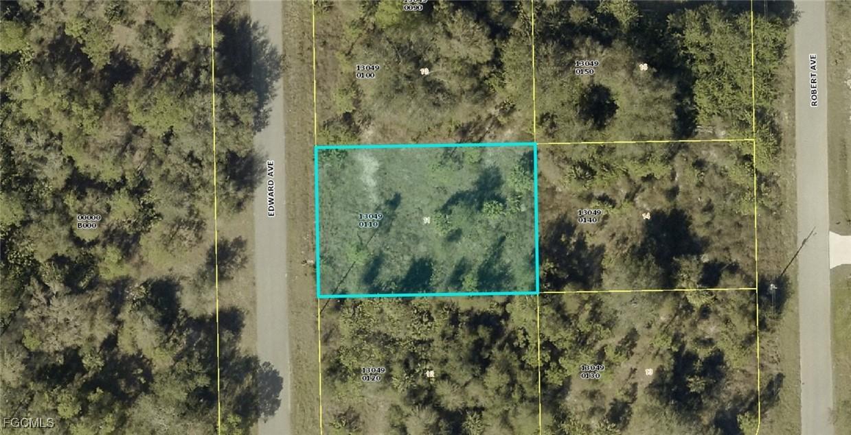 2102 Edward Ave., Alva, FL 33920