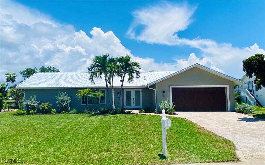 1073 Sand Castle Rd., Sanibel, FL 33957
