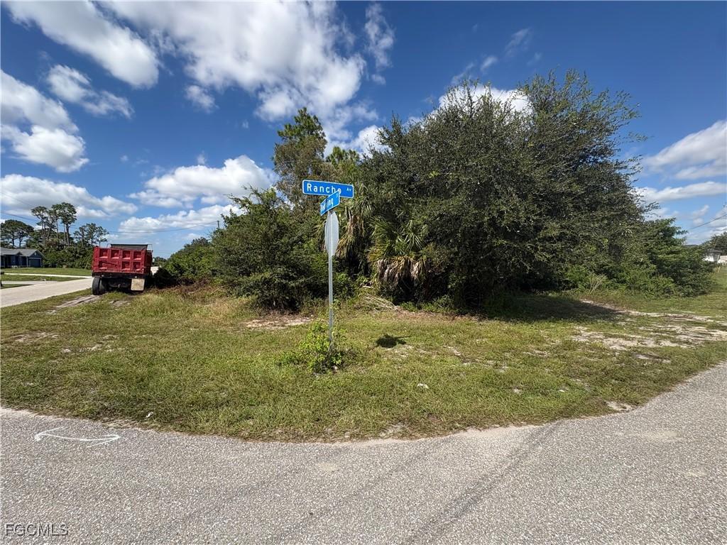 350 Rancho Ave., Lehigh Acres, FL 33974