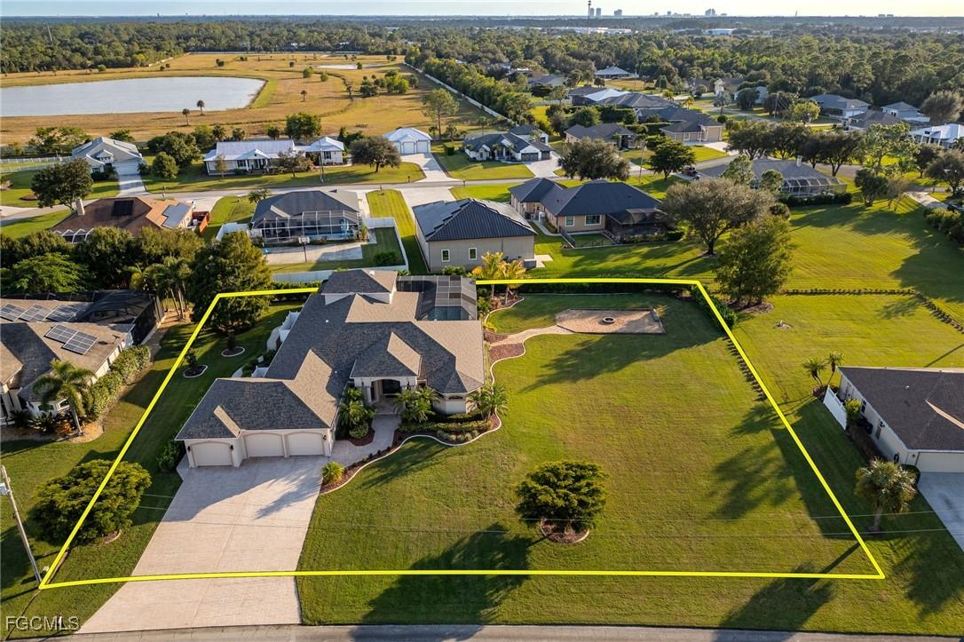 8230 Hunters Glen Cir., North Fort Myers, FL 33917