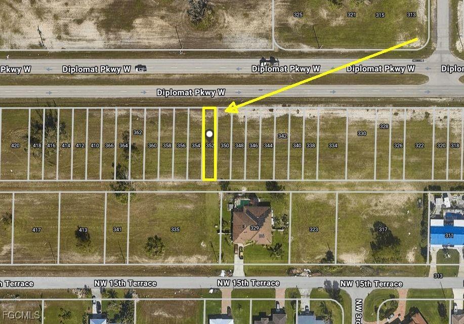 352 Diplomat Pkwy., Cape Coral, FL 33993