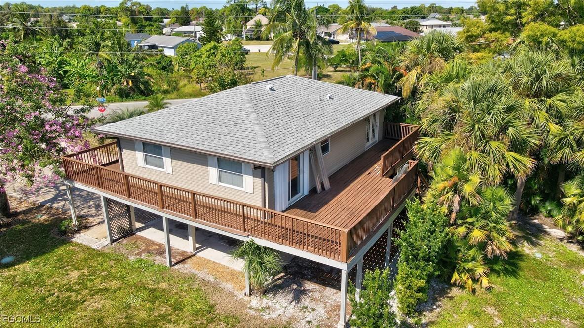 8521 Cypress Dr., Fort Myers, FL 33967