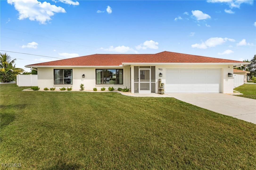 903 SE 19th St., Cape Coral, FL 33990