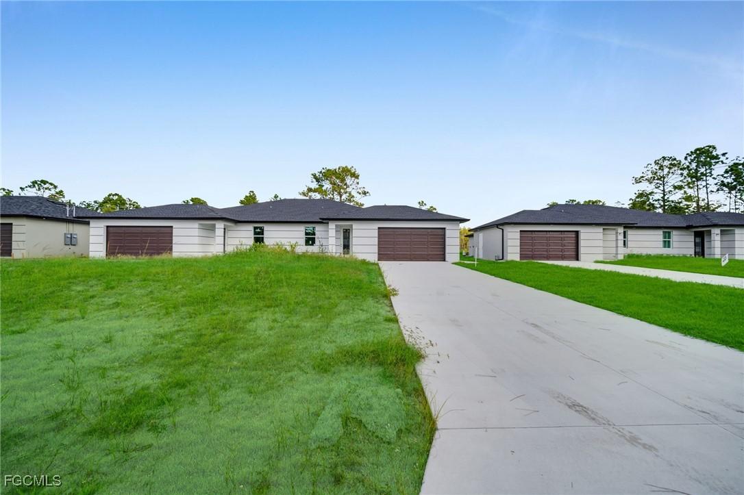 316/318 Urbana St., Lehigh Acres, FL 33972