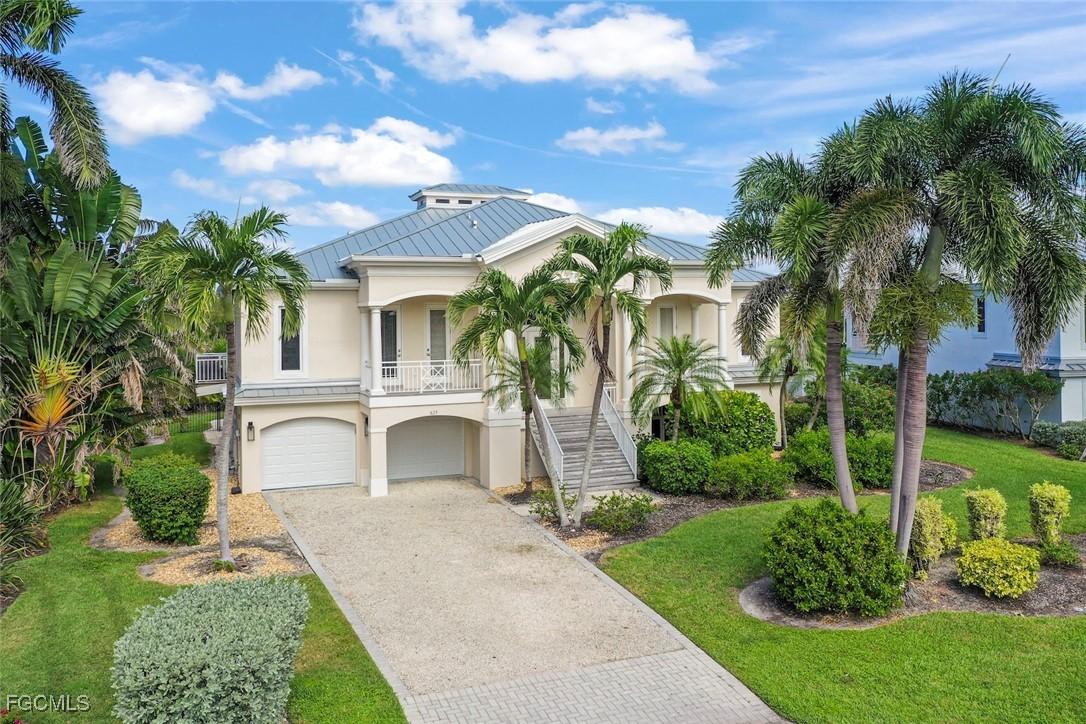 824 Birdie View Point, Sanibel, FL 33957