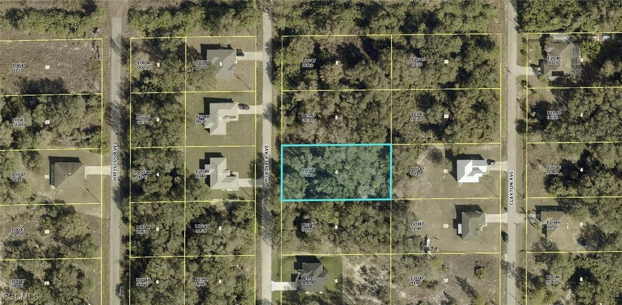 1516 Mckinley Ave., Lehigh Acres, FL 33972