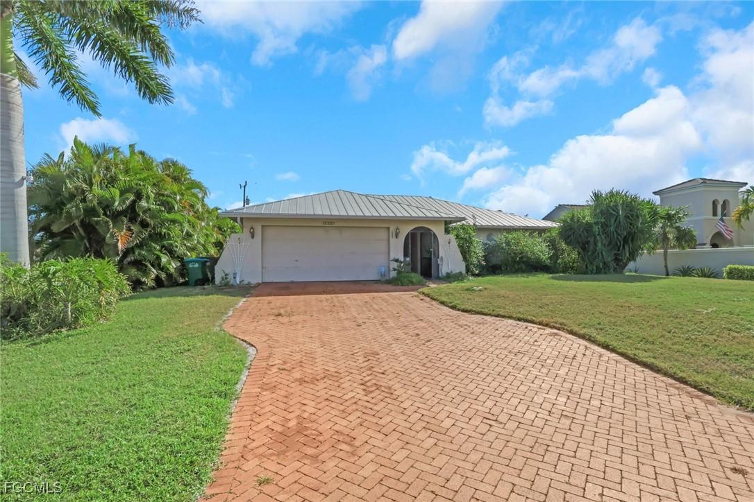 2102 SW 49th St., Cape Coral, FL 33914