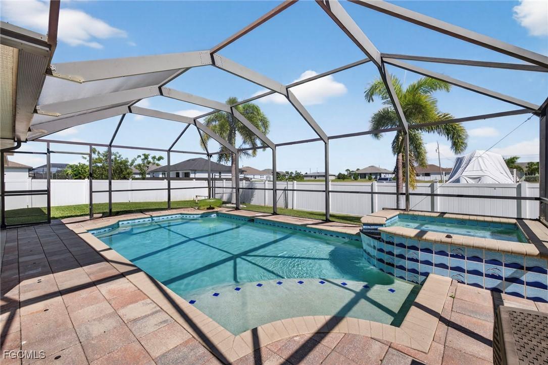1633 NW 37th Pl., Cape Coral, FL 33993