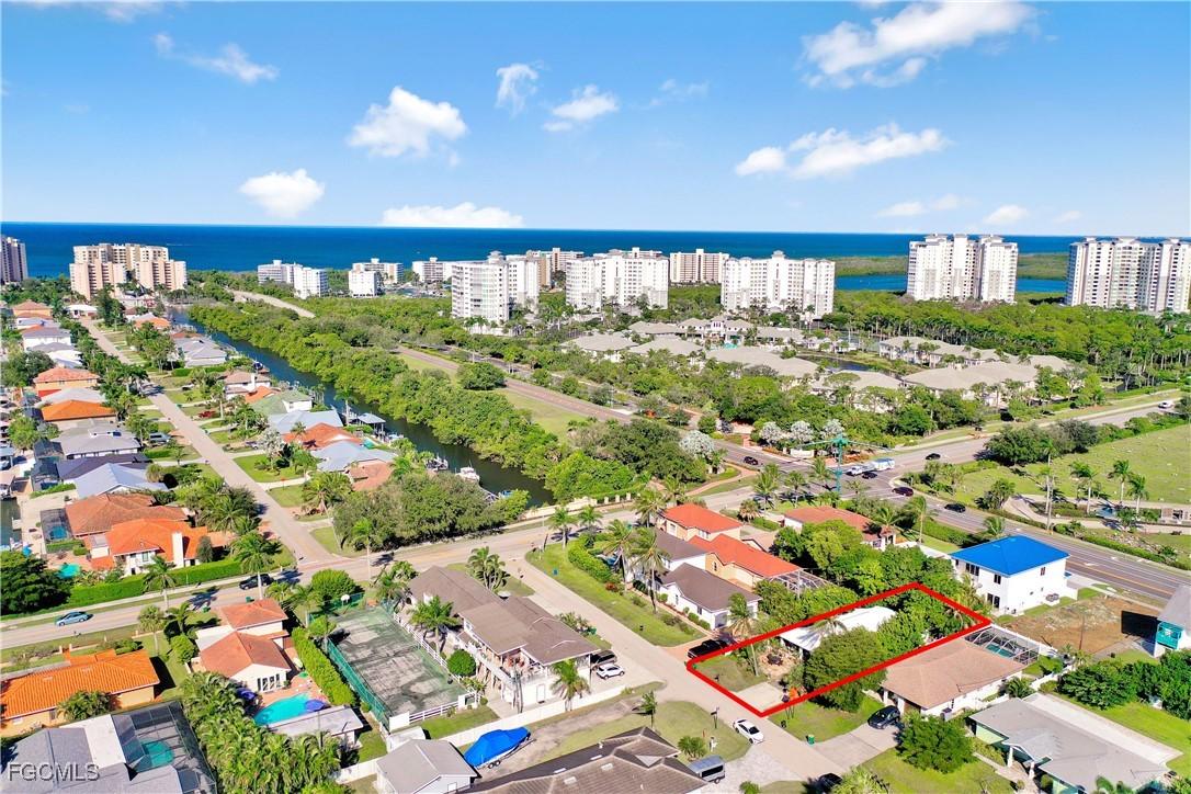 509 110th Ave., Naples, FL 34108