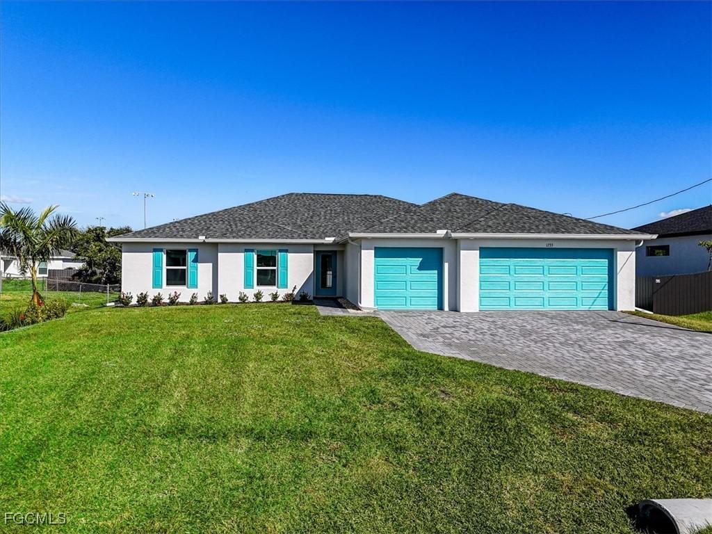 1733 NW 9th Ter., Cape Coral, FL 33993