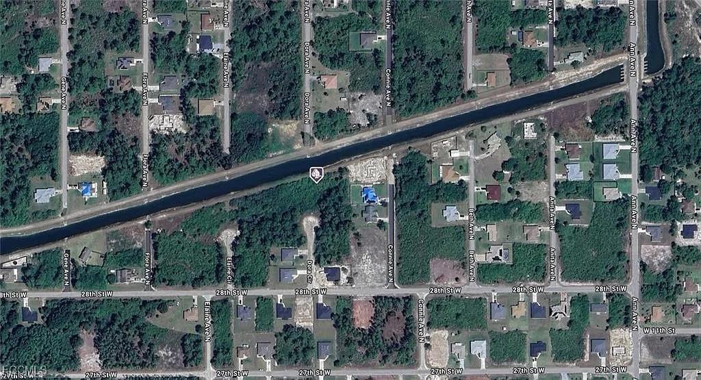 2808 Dora Cir., Lehigh Acres, FL 33971