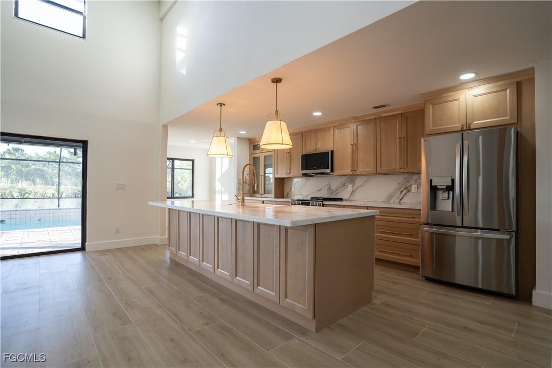 16701 Bobcat Dr., Fort Myers, FL 33908