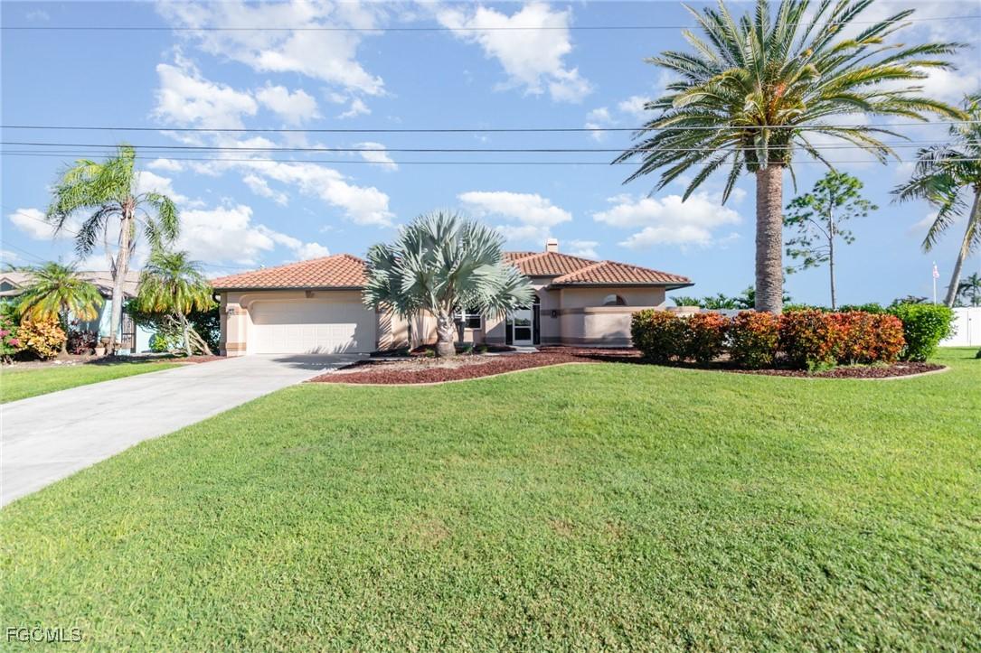 1323 SW 27th Ter., Cape Coral, FL 33914