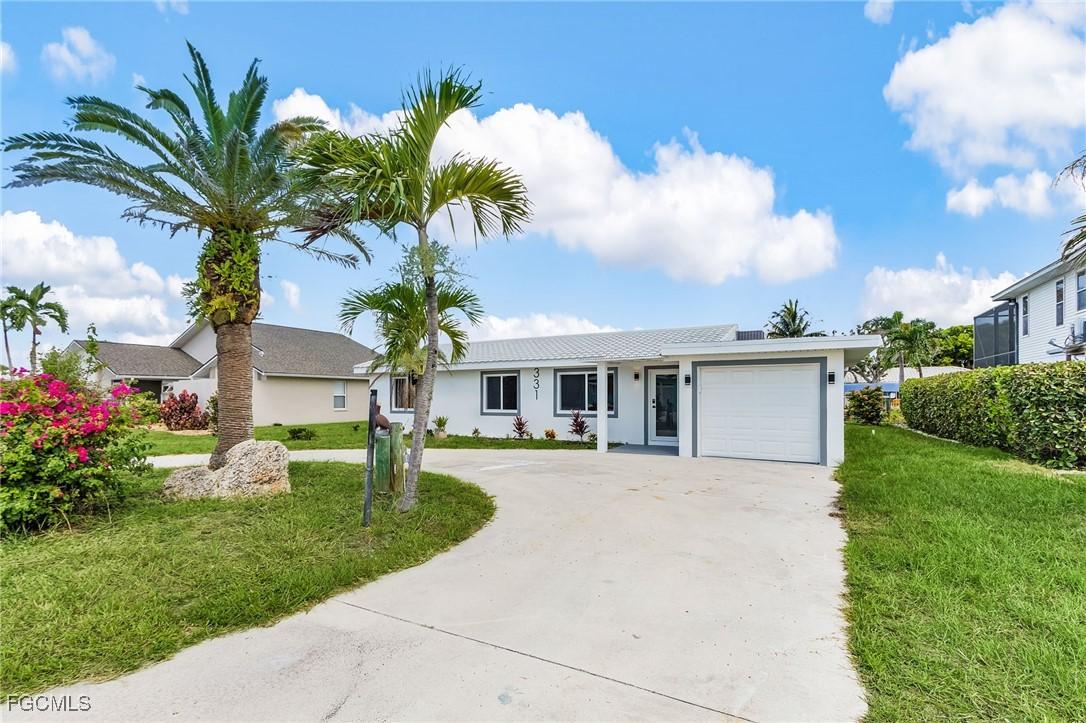 331 Washington Ct., Fort Myers Beach, FL 33931