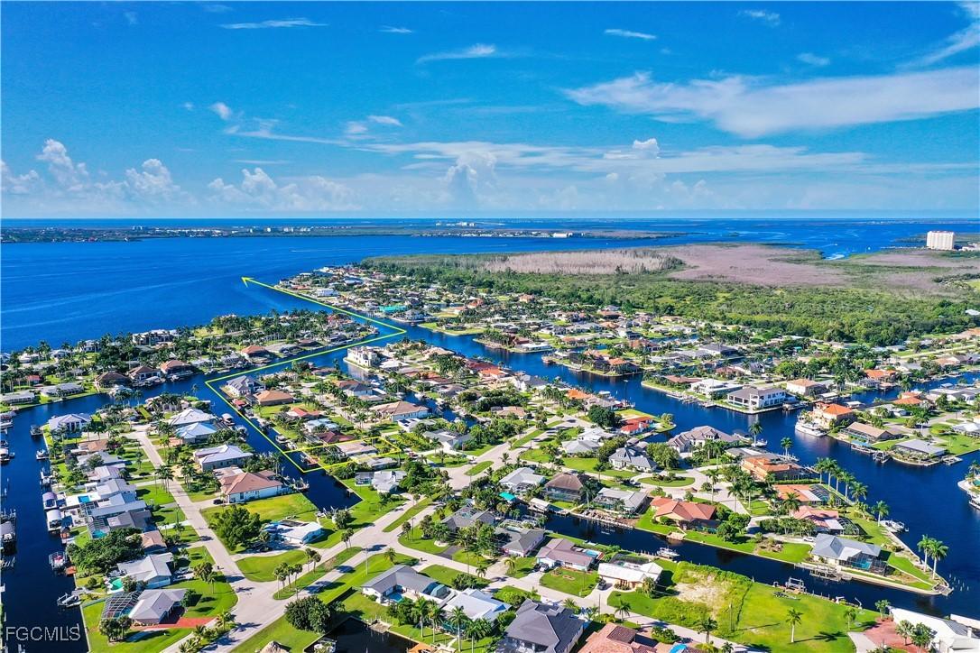 5309 Baypoint Ct., Cape Coral, FL 33904