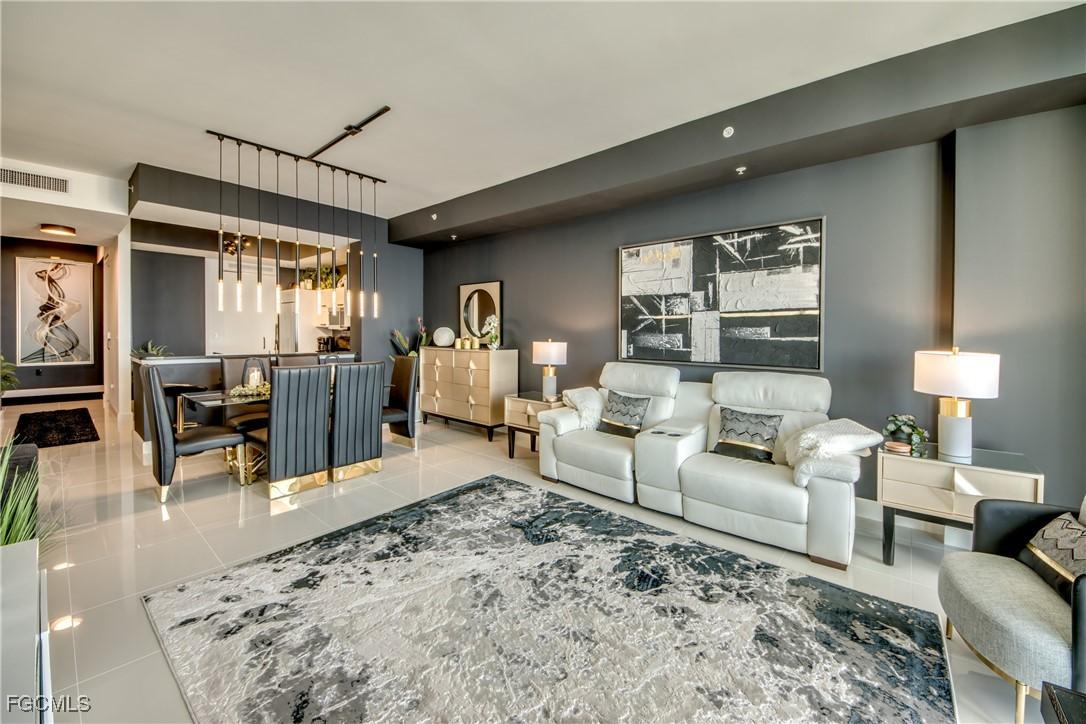 3000 Oasis Grand Blvd. #MPH3, Fort Myers, FL 33916