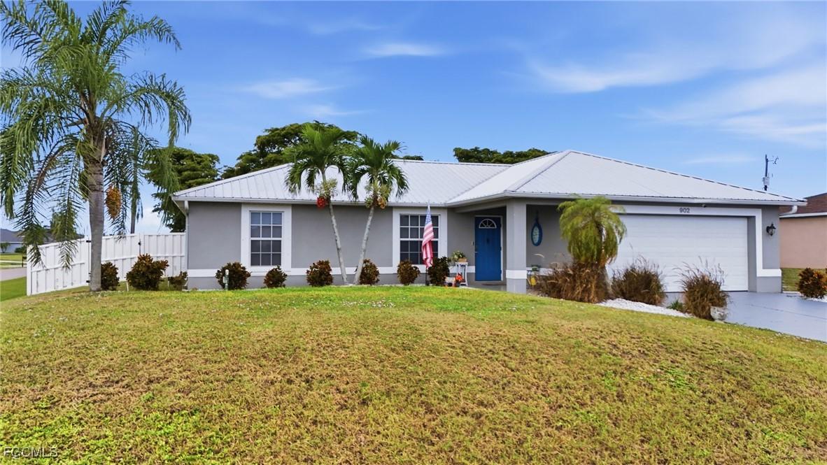 902 NE 5th Ave., Cape Coral, FL 33909