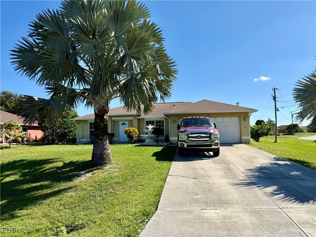 509 Pennfield Ave., Lehigh Acres, FL 33974